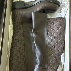 Gucci knee-high boots flat